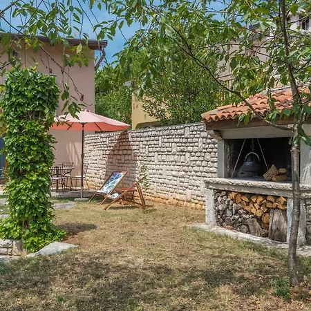 Apartman Keser With Garden * Poreč
